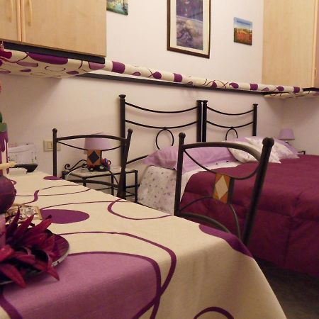 Di Mare E Di Sale Bed & Breakfast Anzio Bagian luar foto