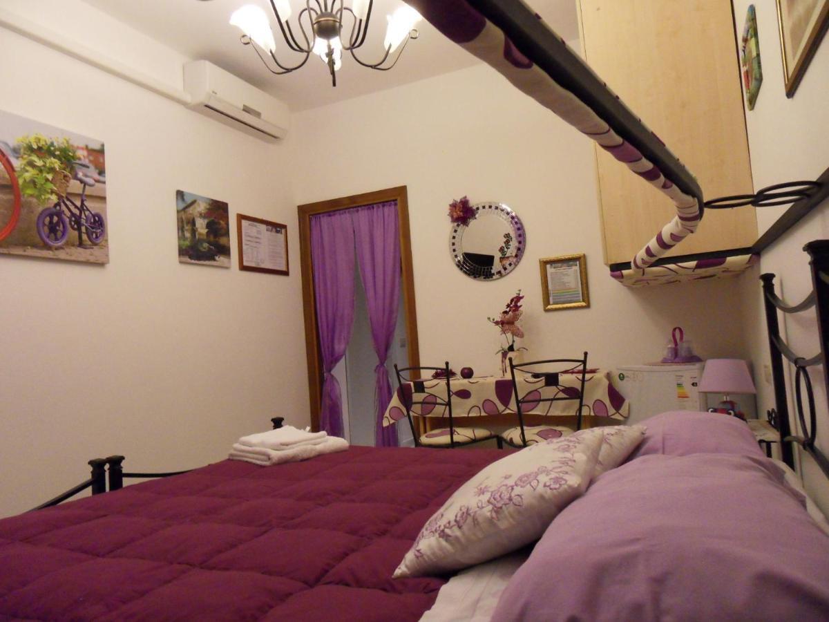 Di Mare E Di Sale Bed & Breakfast Anzio Bagian luar foto