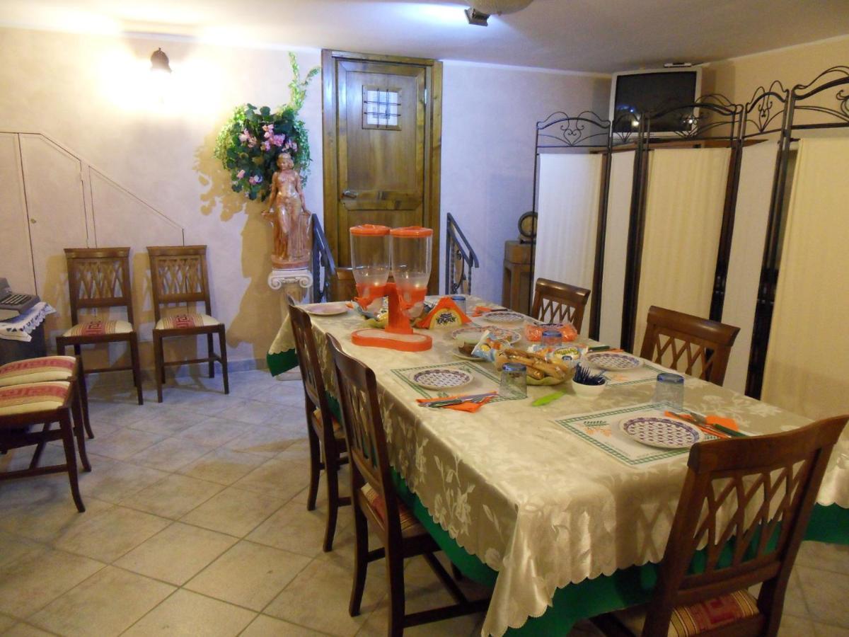 Di Mare E Di Sale Bed & Breakfast Anzio Bagian luar foto